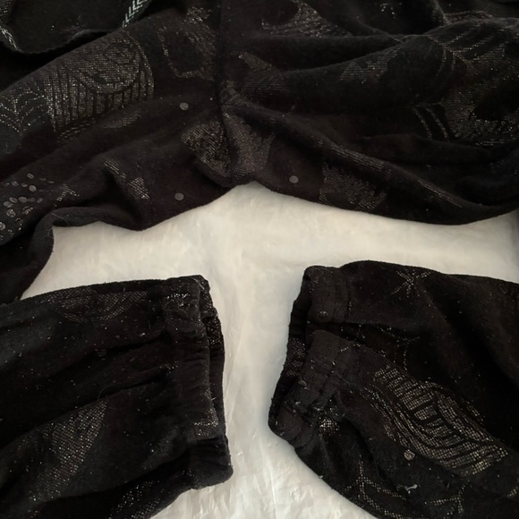 Disney Nightmare before Christmas PJ pants in black velour SZ M. NWOT - Picture 8 of 12